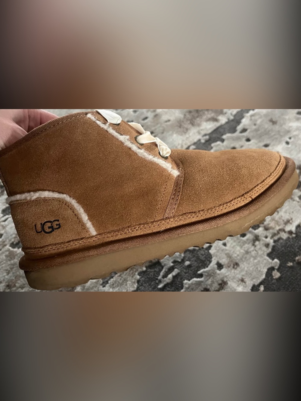 Ugg Ankle Boot Children’s Big Kids Size 6 Chestnut Nuemel II fits women’s